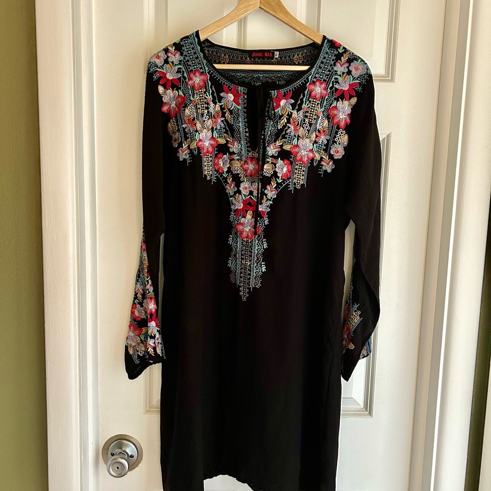 Johnny Was Black Floral Embroidered Long Sleeve Dress